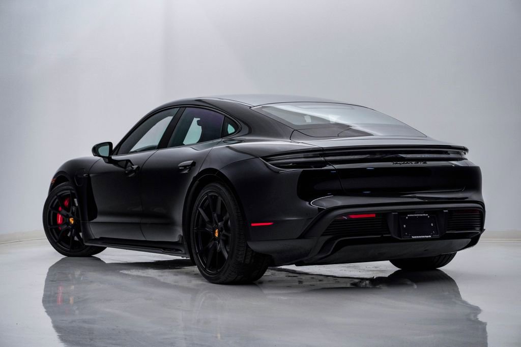 Certified 2023 Porsche Taycan GTS image 3