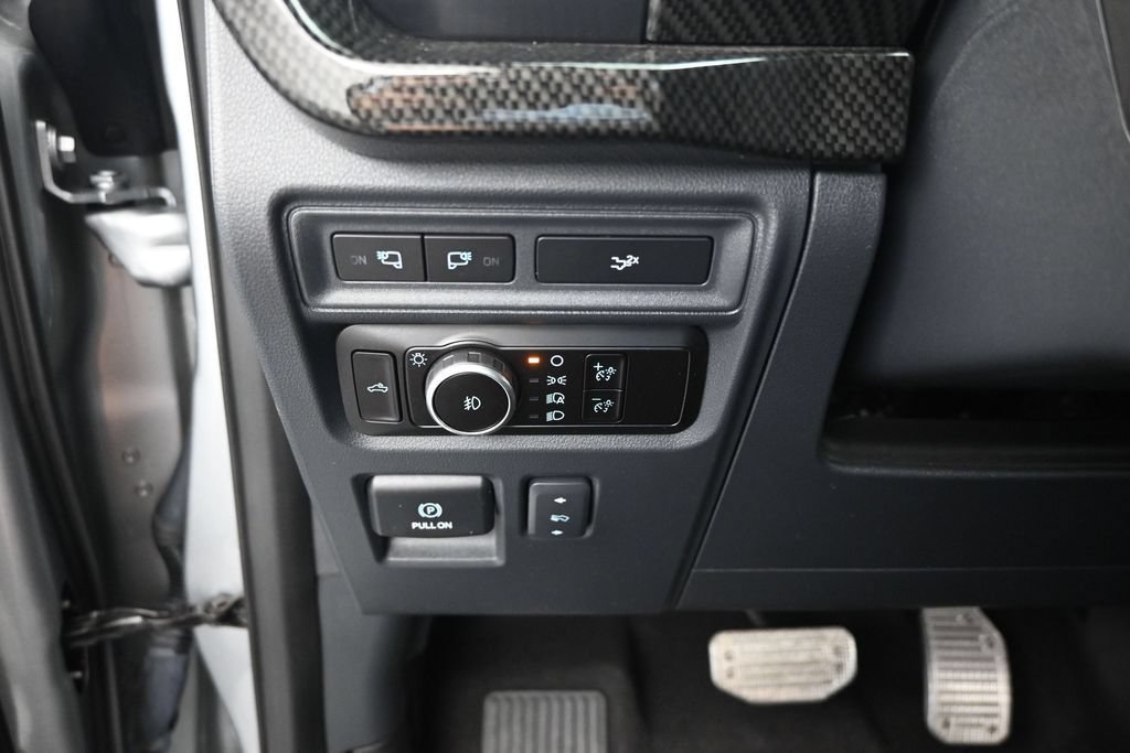 Used 2023 Ford F150 Lariat w/ Equipment Group 502A High AWD/4WD image 18