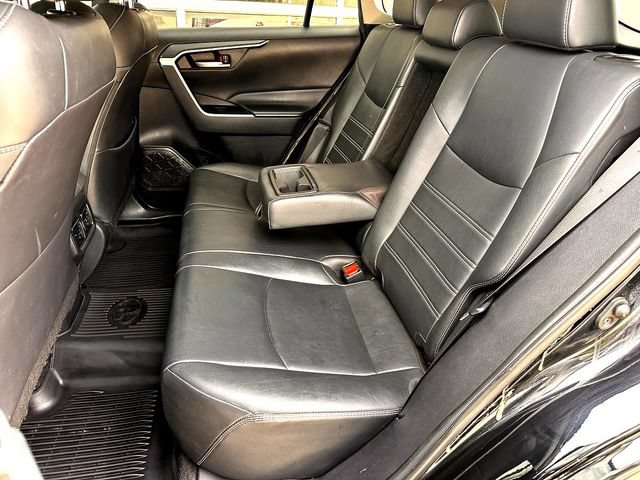 Used 2021 Toyota RAV4 XLE Premium FWD image 18
