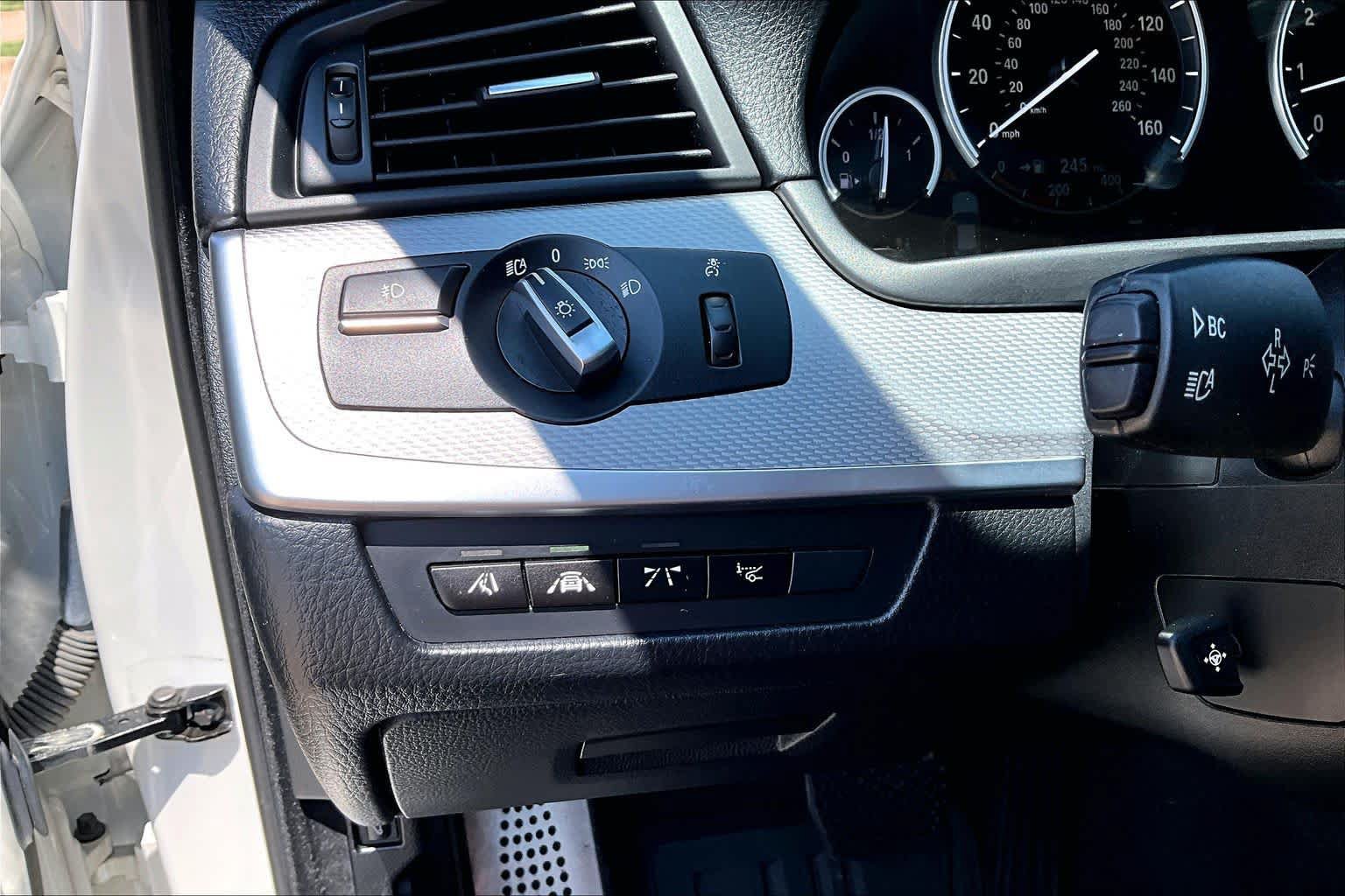 Used 2015 BMW 535i Sedan RWD image 33