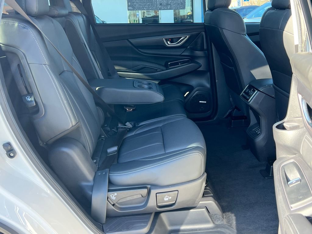 Certified 2025 Subaru Ascent Limited image 17