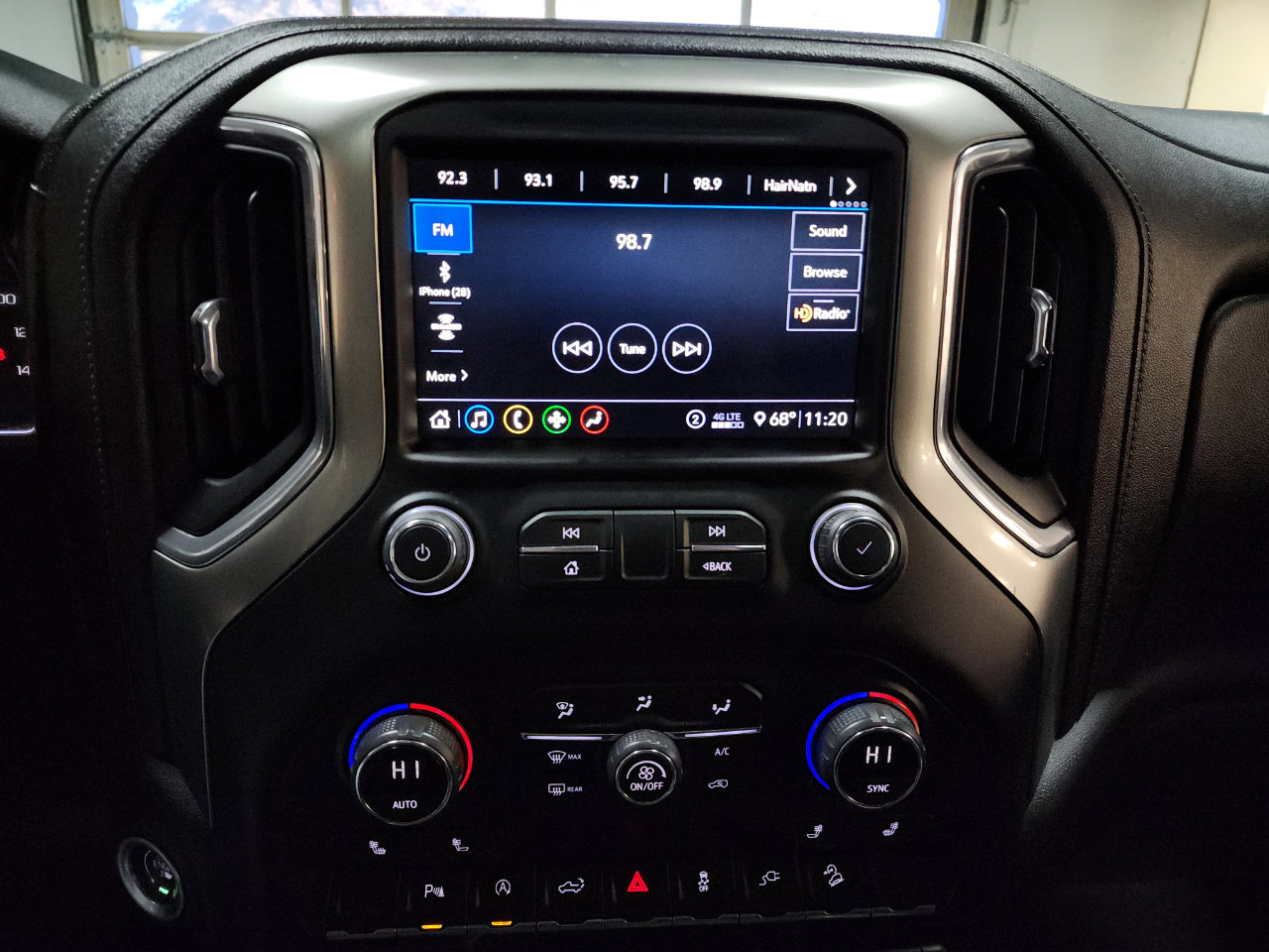 Used 2020 Chevrolet Silverado 1500 LT Trail Boss image 31