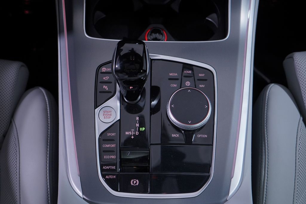 Used 2023 BMW X5 sDrive40i w/ Parking Assistance Package image 14