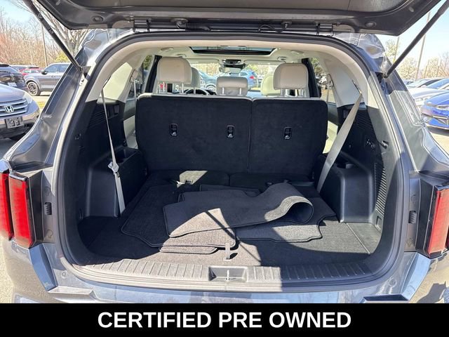 Used 2023 Kia Sorento S w/ Panoramic Sunroof Package FWD image 12