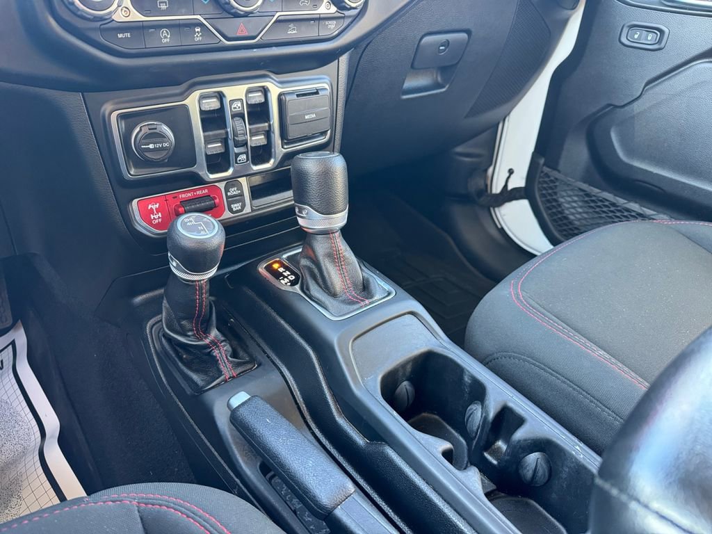 Used 2021 Jeep Wrangler Unlimited Rubicon image 39