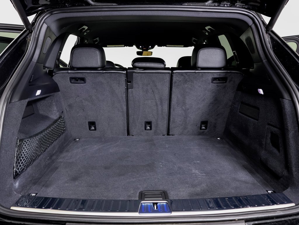 Certified 2024 Porsche Cayenne image 16