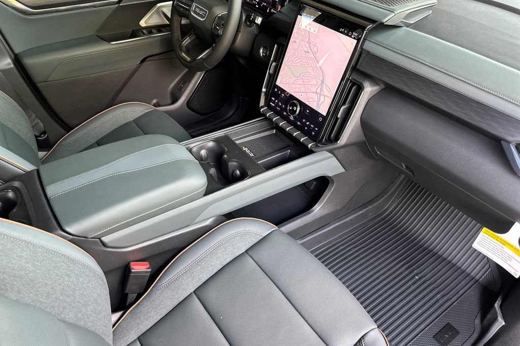 New 2027 GMC Acadia AT4 w/ AT4 Reserve Package AWD/4WD image 18