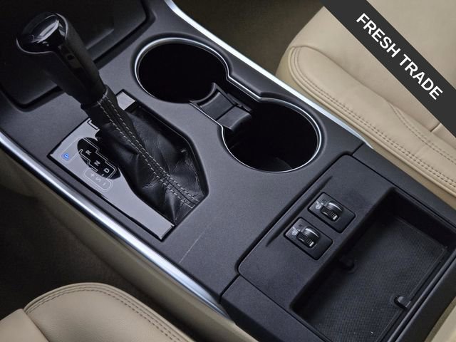 Used 2017 Toyota Camry XLE w/ Moonroof Package FWD image 24