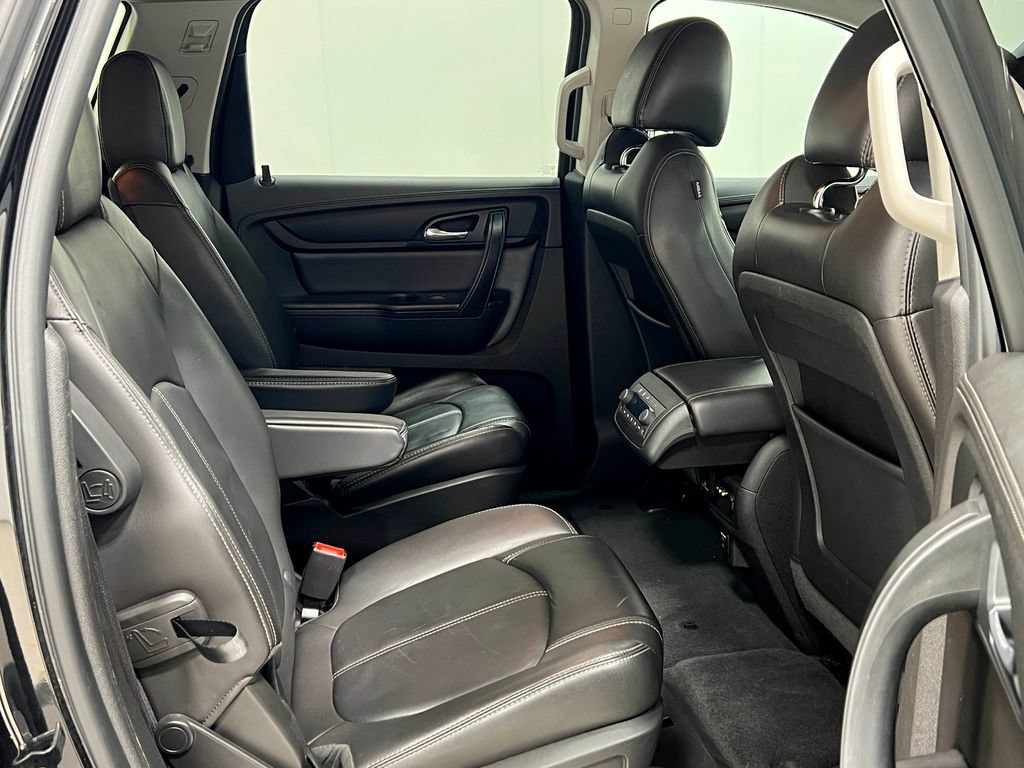 Used 2016 Chevrolet Traverse LT FWD image 35