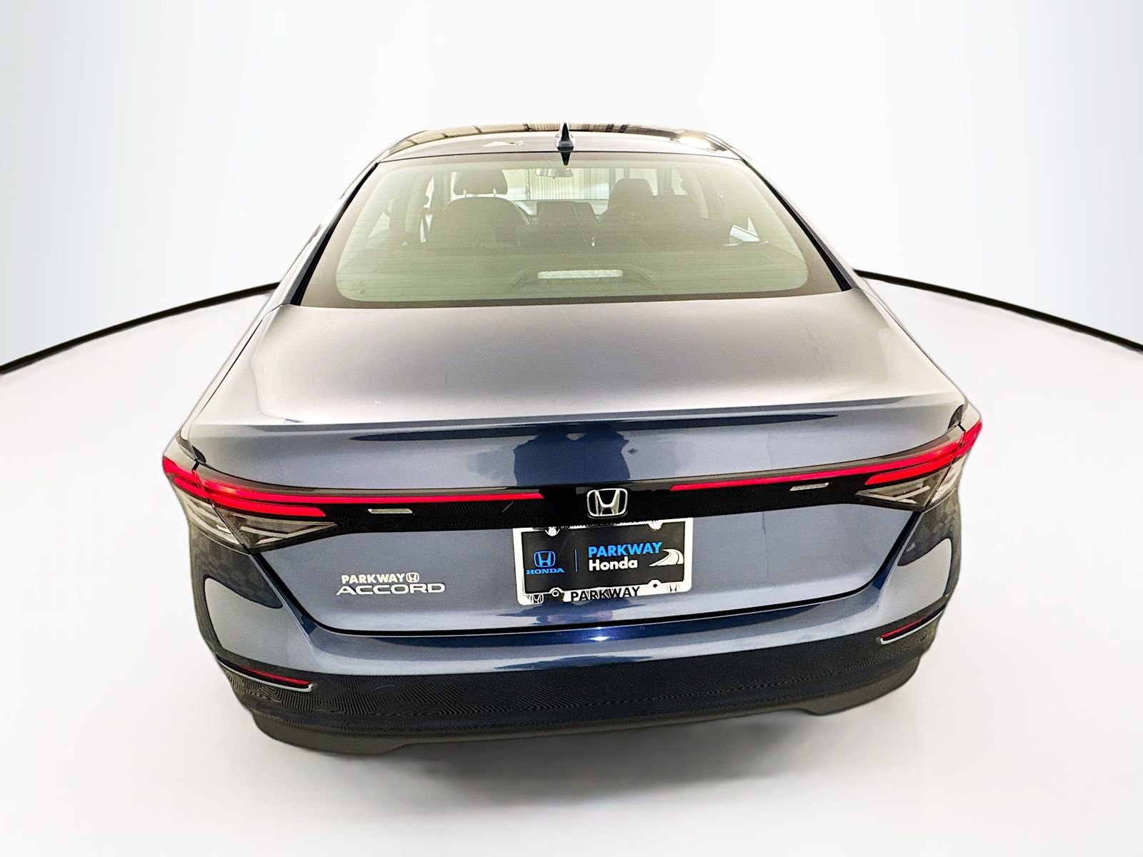 Used 2023 Honda Accord EX image 6