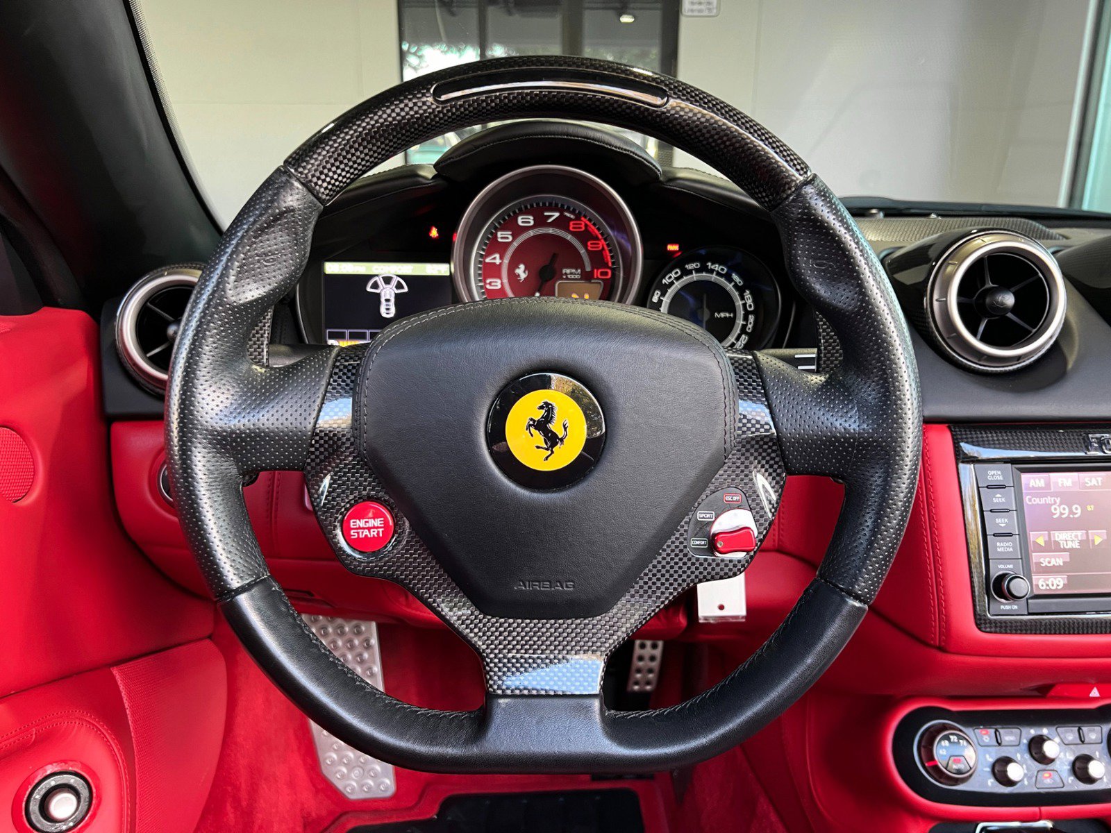 Used 2013 Ferrari California RWD image 19