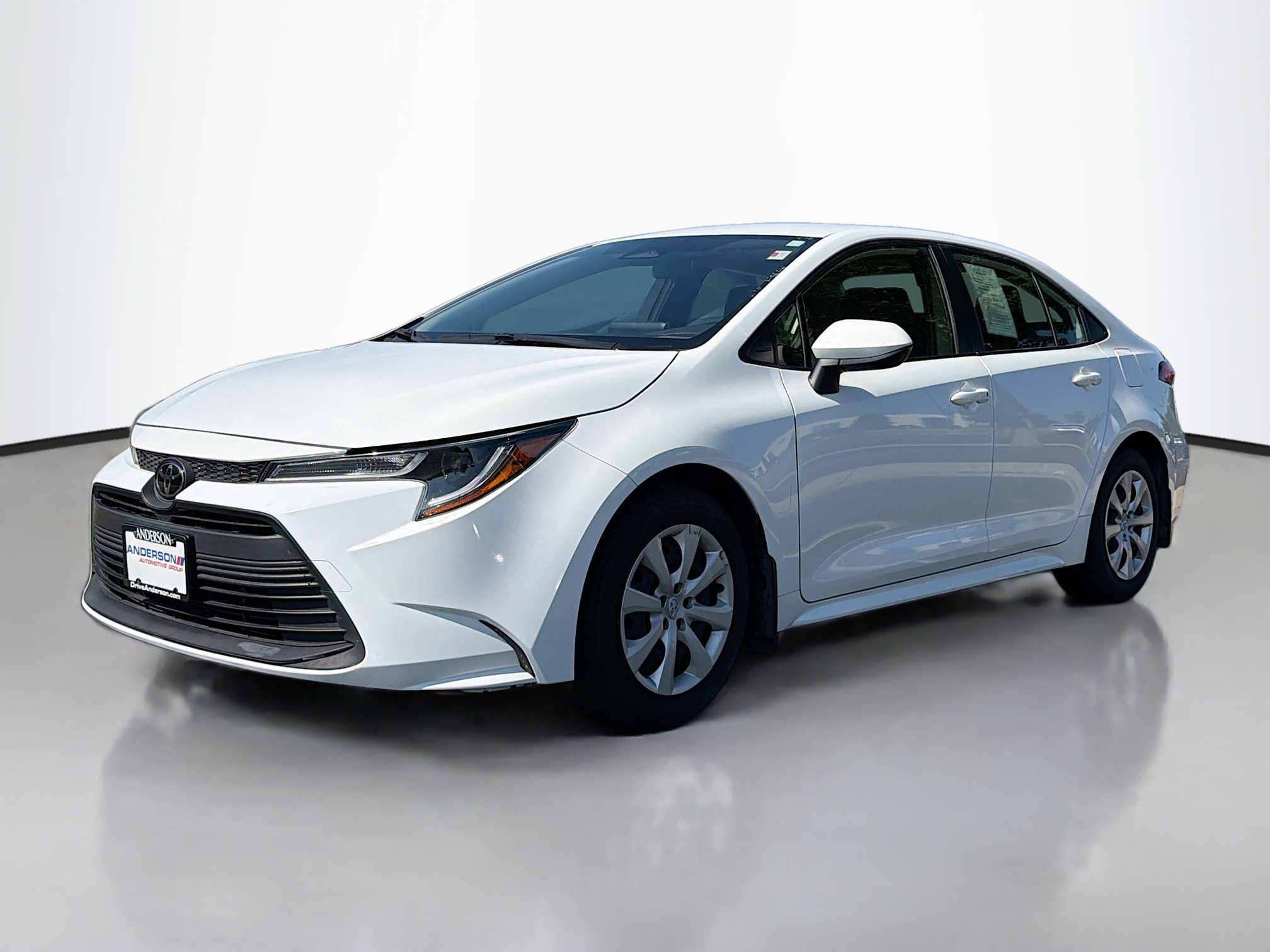 Used 2024 Toyota Corolla LE FWD image 11