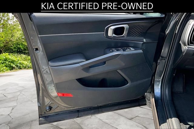 Certified 2024 Kia Sorento S FWD image 21