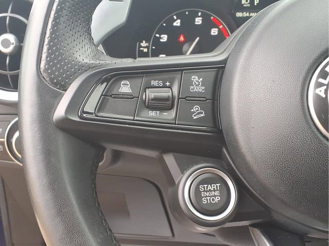 Used 2023 Alfa Romeo Stelvio Sprint image 14