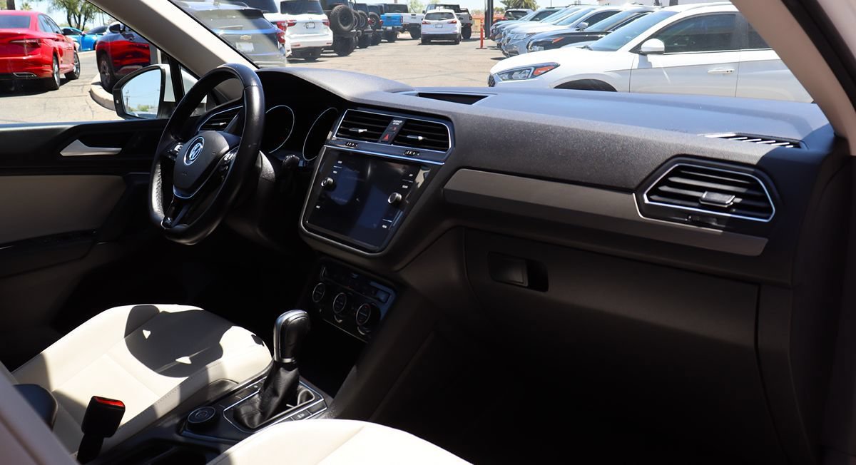Used 2019 Volkswagen Tiguan SE w/ Panoramic Sunroof Package AWD/4WD image 35