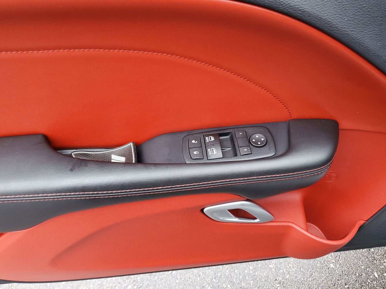 Used 2015 Dodge Challenger R/T Plus RWD image 14