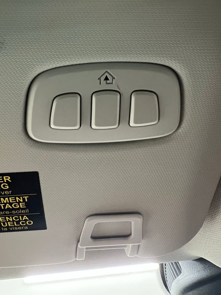 Used 2024 Ford Escape Platinum image 28