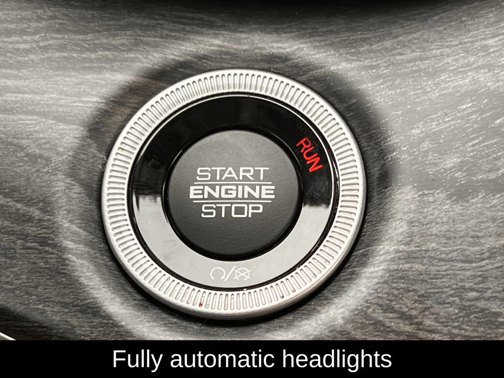 Used 2021 Jeep Grand Cherokee L Limited image 23