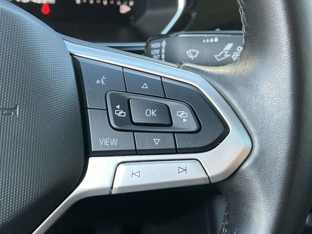 Certified 2023 Volkswagen Jetta SE w/ Panoramic Sunroof Package image 25