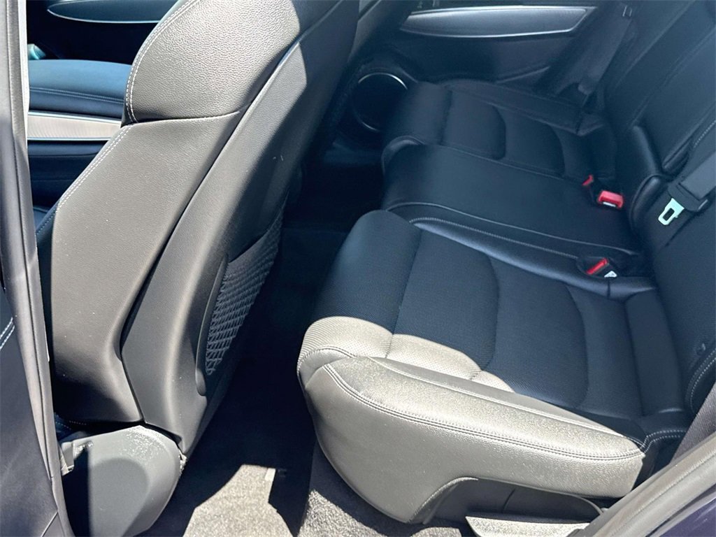 Used 2025 Genesis GV70 2.5T Select w/ Select Package image 31