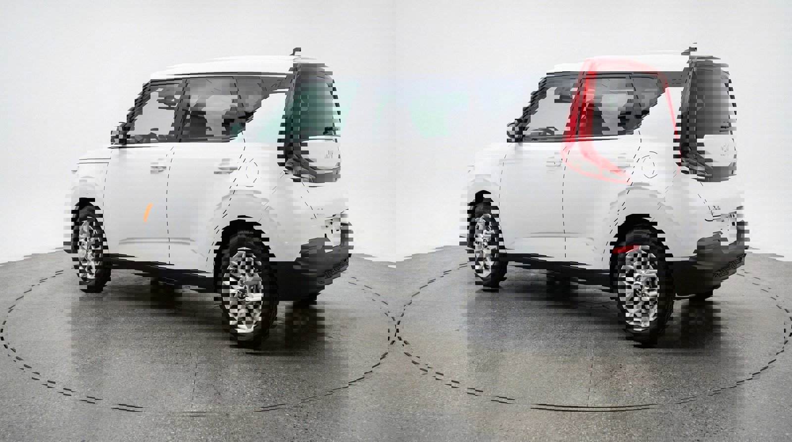 Used 2025 Kia Soul LX w/ LX Technology Package image 5