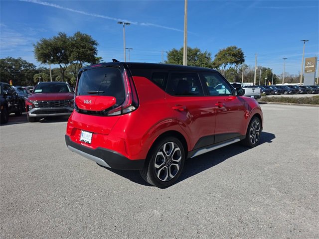 Used 2025 Kia Soul EX image 3