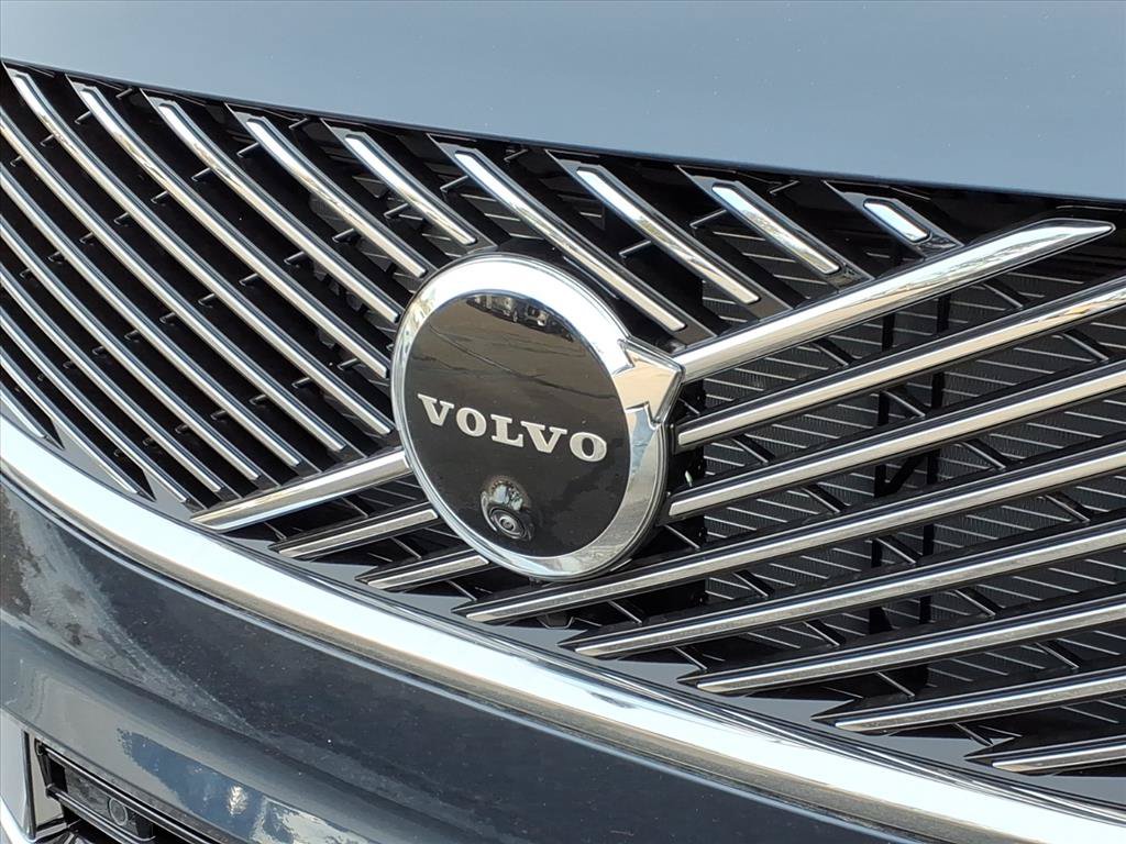 New 2026 Volvo XC90 B6 Plus w/ Protection Package Premier AWD/4WD image 7