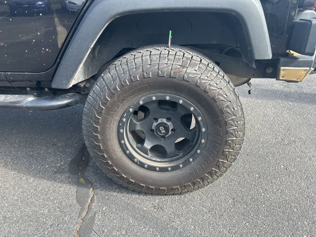 Used 2017 Jeep Wrangler Unlimited Sport w/ Quick Order Package 24S AWD/4WD image 27