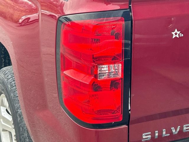 Used 2018 Chevrolet Silverado 1500 LT w/ All Star Edition image 9