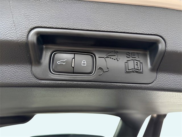 Used 2022 Ford Explorer ST image 22