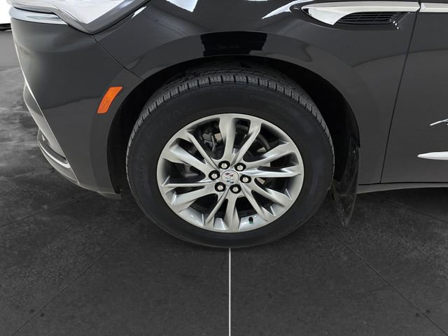 Used 2024 Buick Enclave Avenir w/ Avenir Technology Package image 9