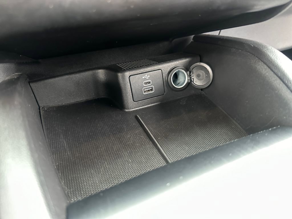 Used 2025 Ford Escape ST-Line image 20