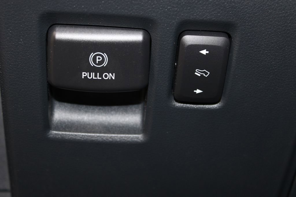 Used 2022 Ford Expedition Max Platinum AWD/4WD image 42