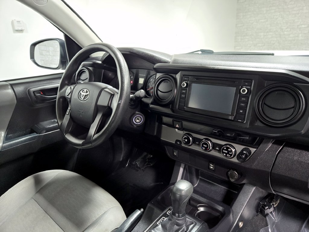 Used 2017 Toyota Tacoma SR RWD image 47