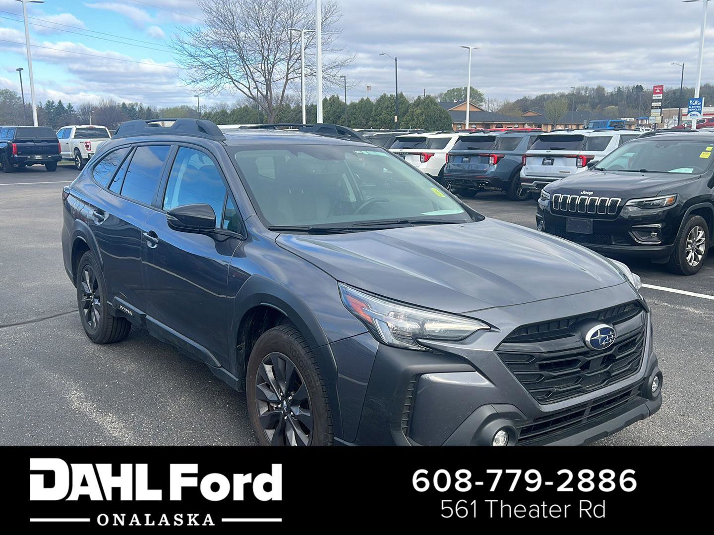 Used 2025 Subaru Outback Onyx Edition AWD/4WD image 1
