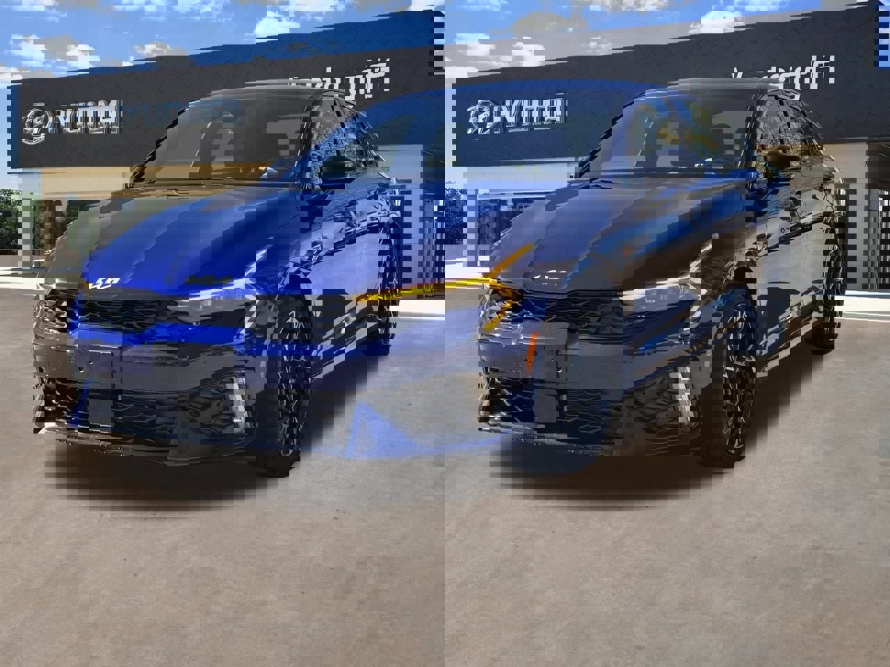 Used 2025 Kia K5 GT-Line w/ GT-Line Premium Package image 2