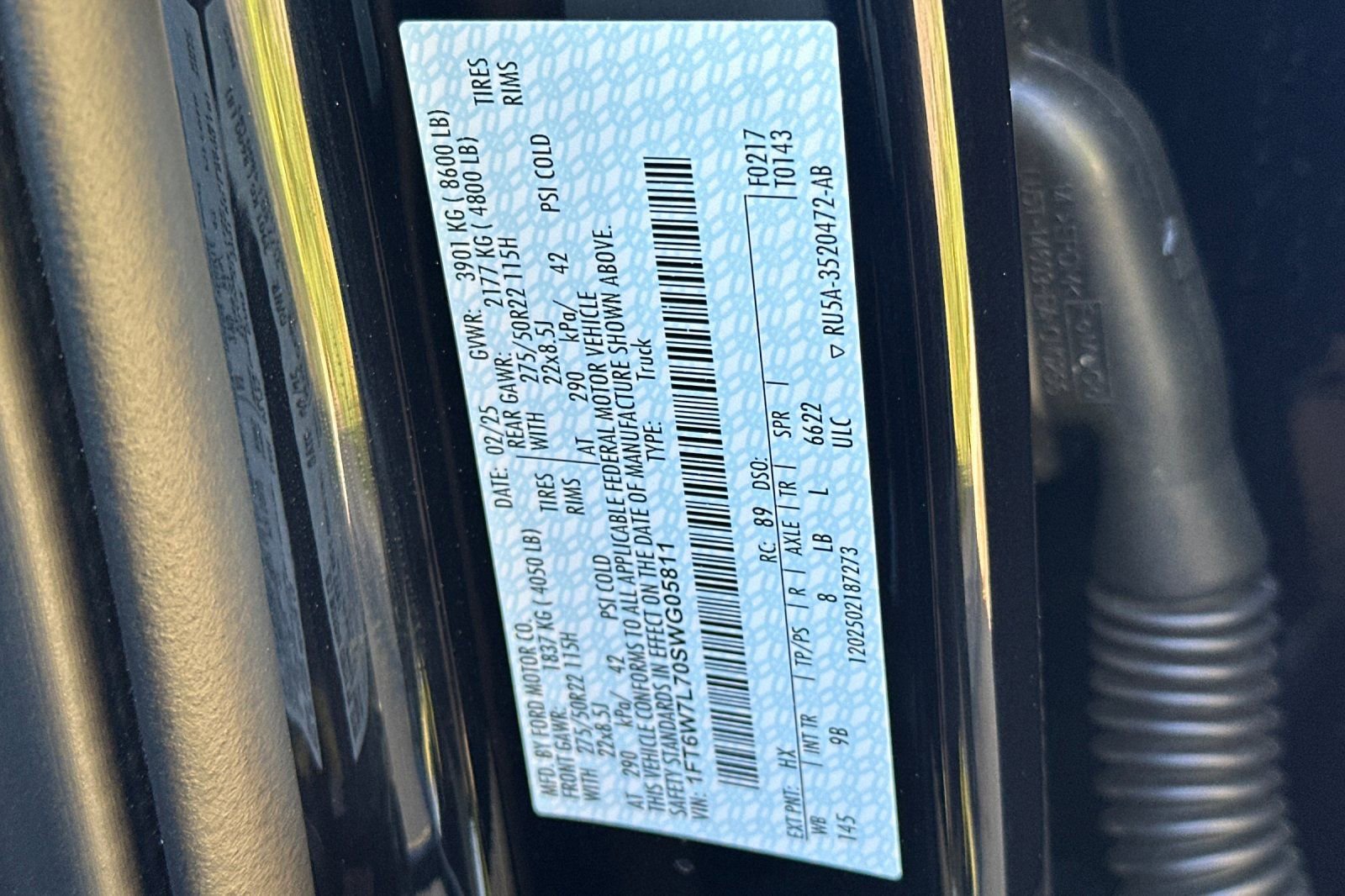 Used 2025 Ford F150 Lightning Platinum image 23