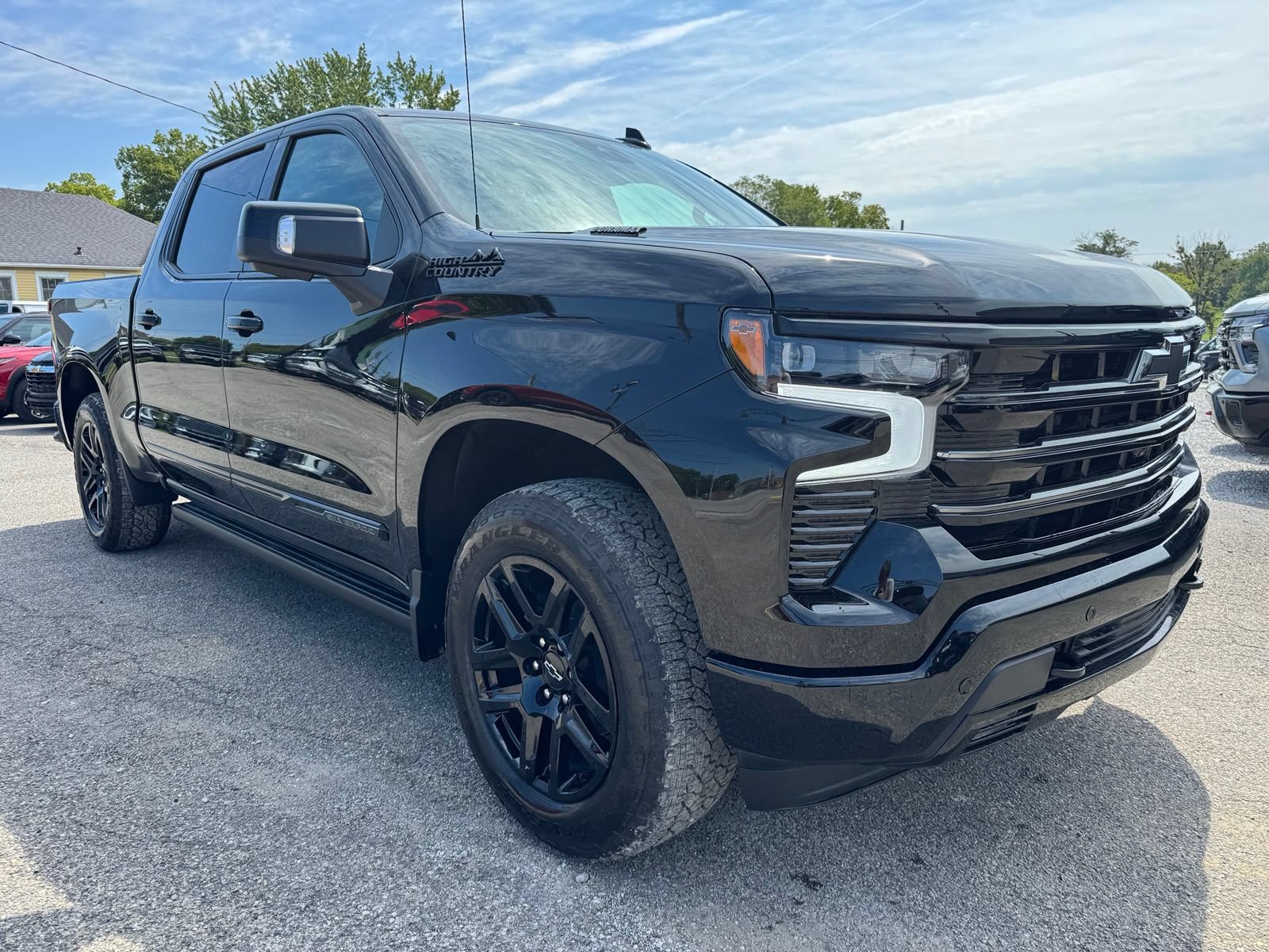 New 2026 Chevrolet Silverado 1500 High Country w/ Midnight Edition AWD/4WD image 8