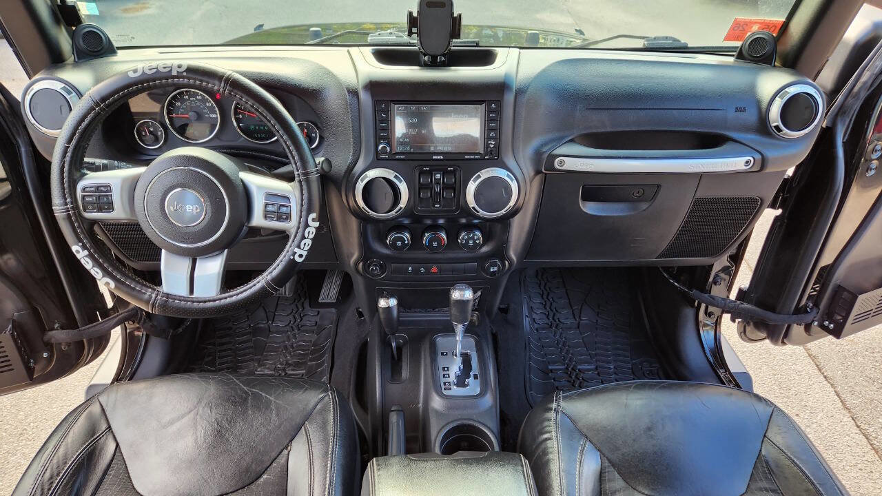 Used 2014 Jeep Wrangler Unlimited Sport AWD/4WD image 37