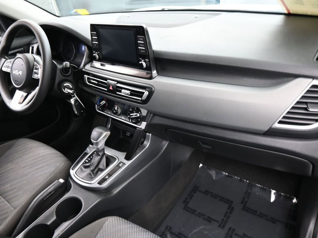 Used 2022 Kia Seltos LX image 37