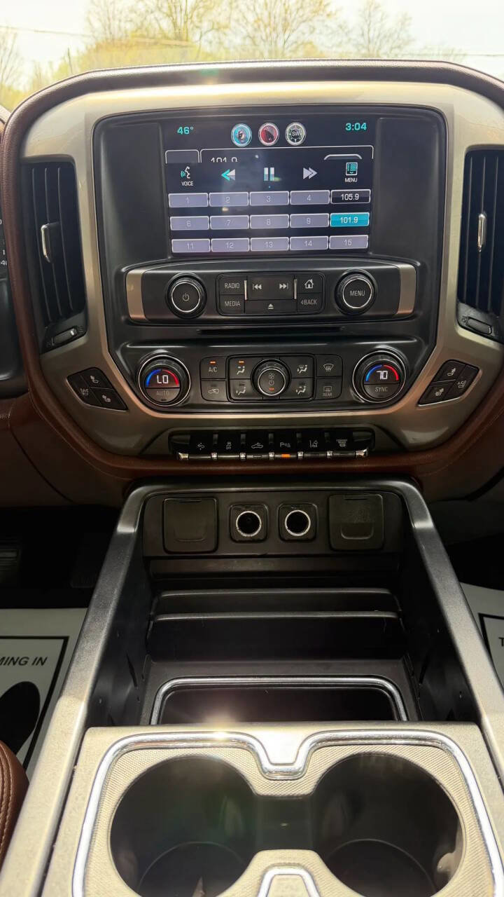 Used 2015 Chevrolet Silverado 3500 High Country w/ Duramax Plus Package image 19