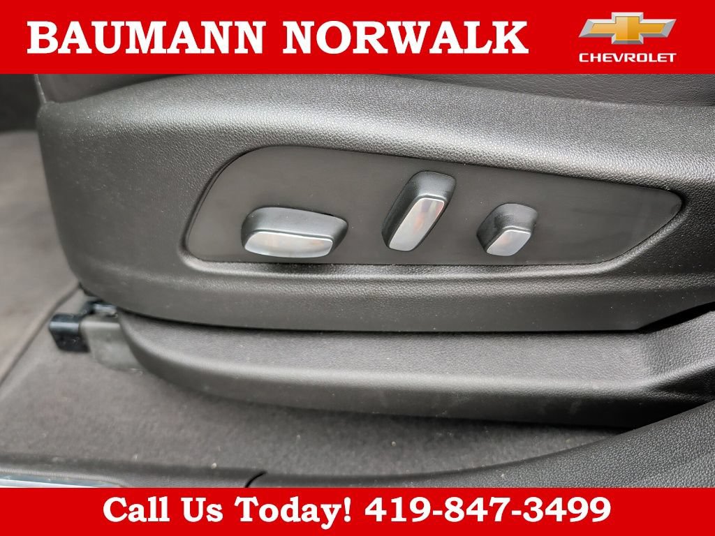 Used 2025 Cadillac XT5 Premium Luxury AWD/4WD image 30
