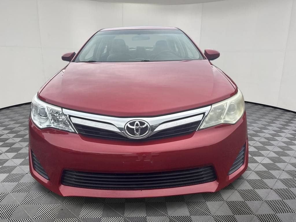 Used 2012 Toyota Camry LE FWD image 19