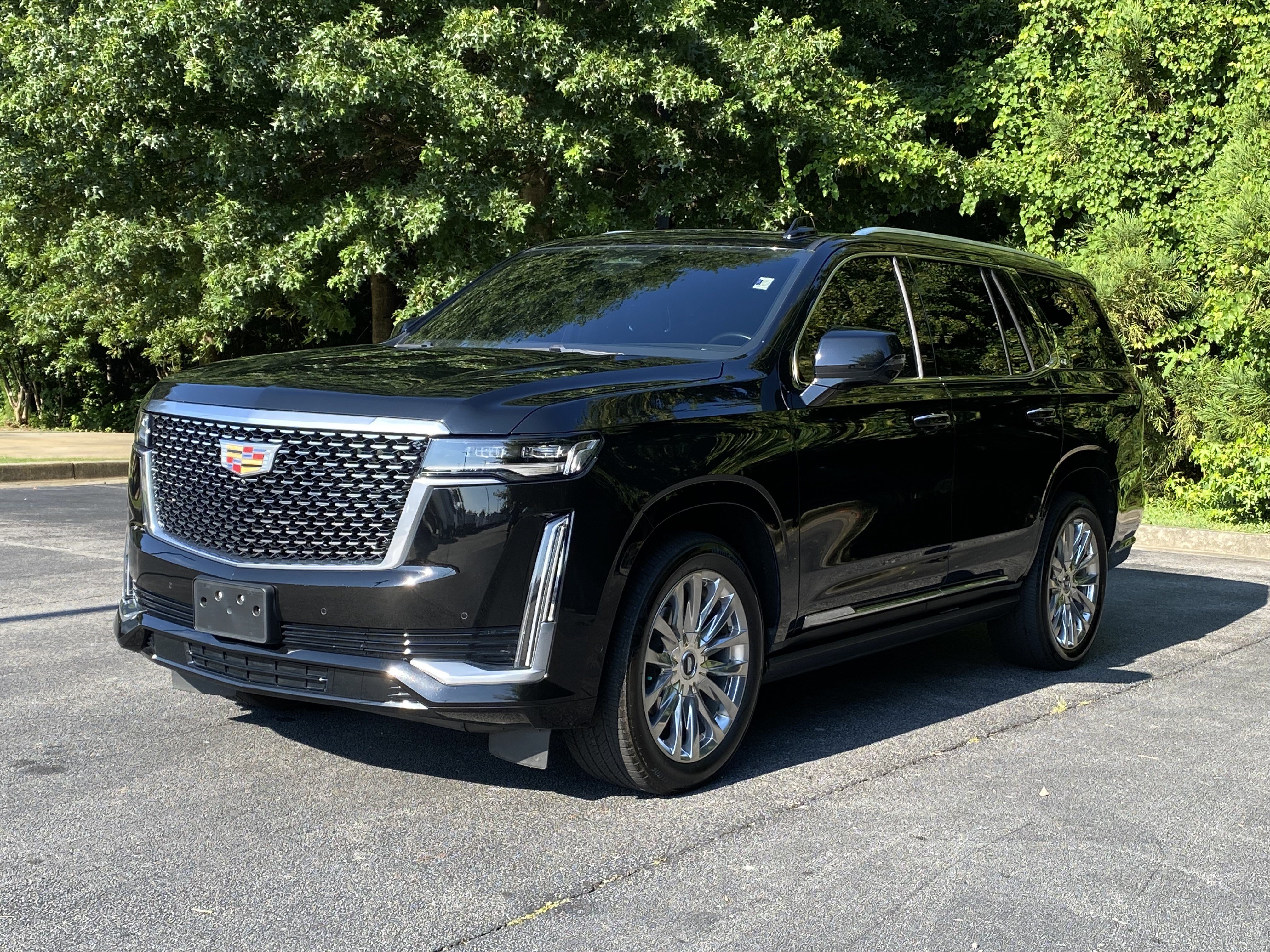 Used 2023 Cadillac Escalade Premium Luxury w/ Touring Package AWD/4WD image 5