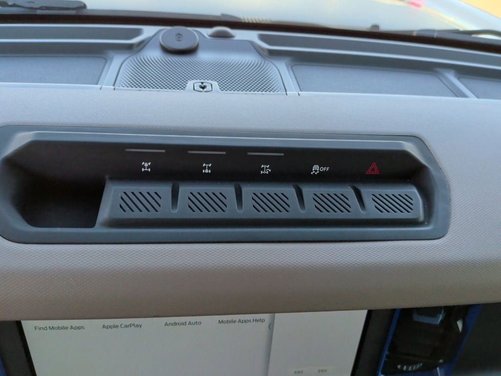 Used 2024 Ford Bronco Wildtrak image 29