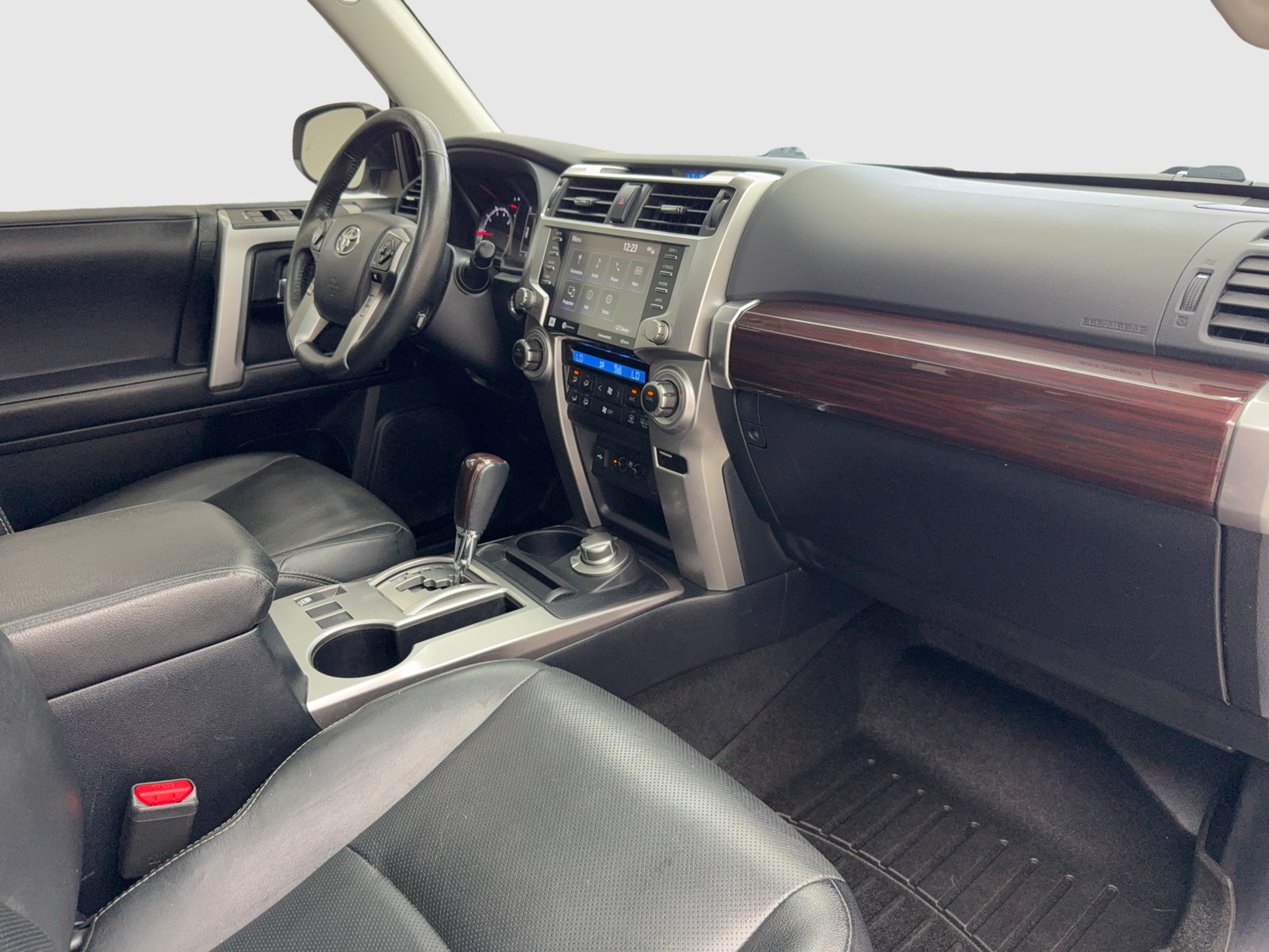 Used 2022 Toyota 4Runner Limited AWD/4WD image 45