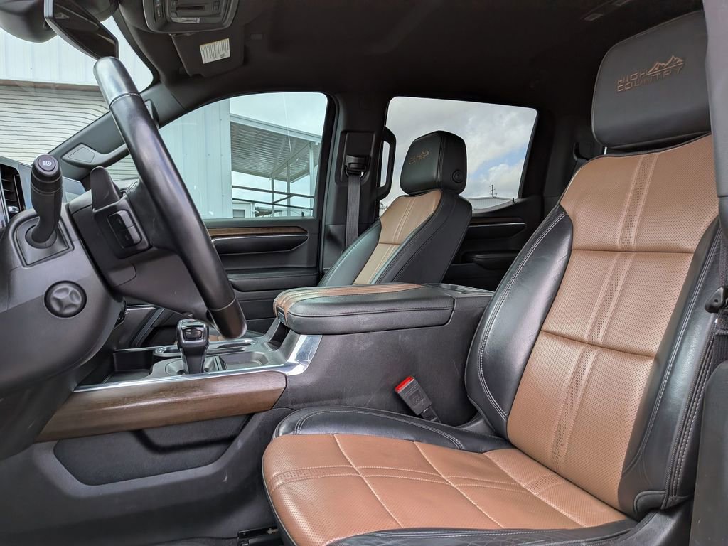 Used 2024 Chevrolet Silverado 1500 High Country image 12