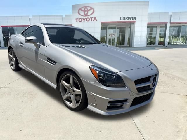 Used 2014 Mercedes-Benz SLK 350 image 2