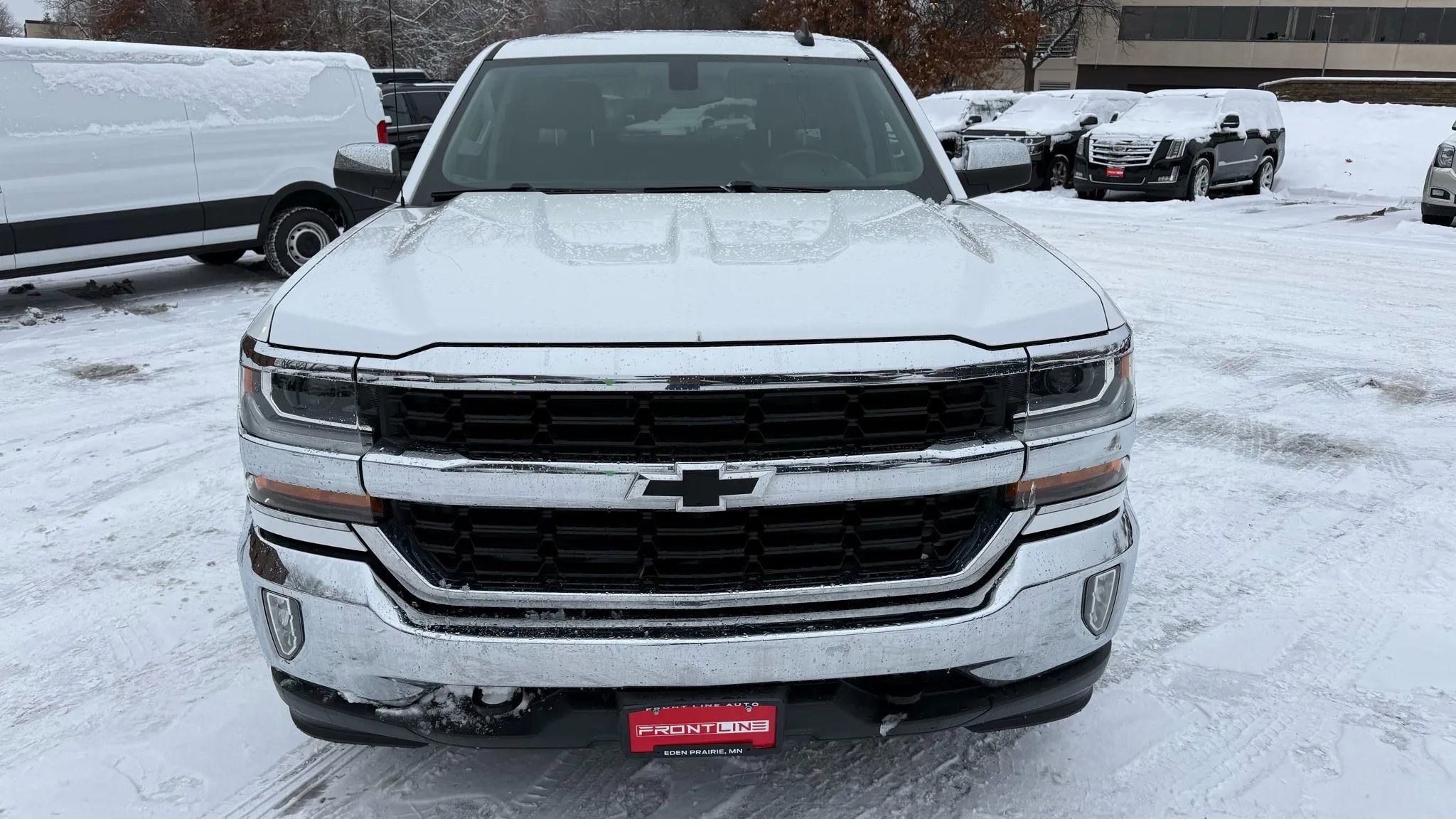 Used 2018 Chevrolet Silverado 1500 LT w/ LT Eassist Package image 11