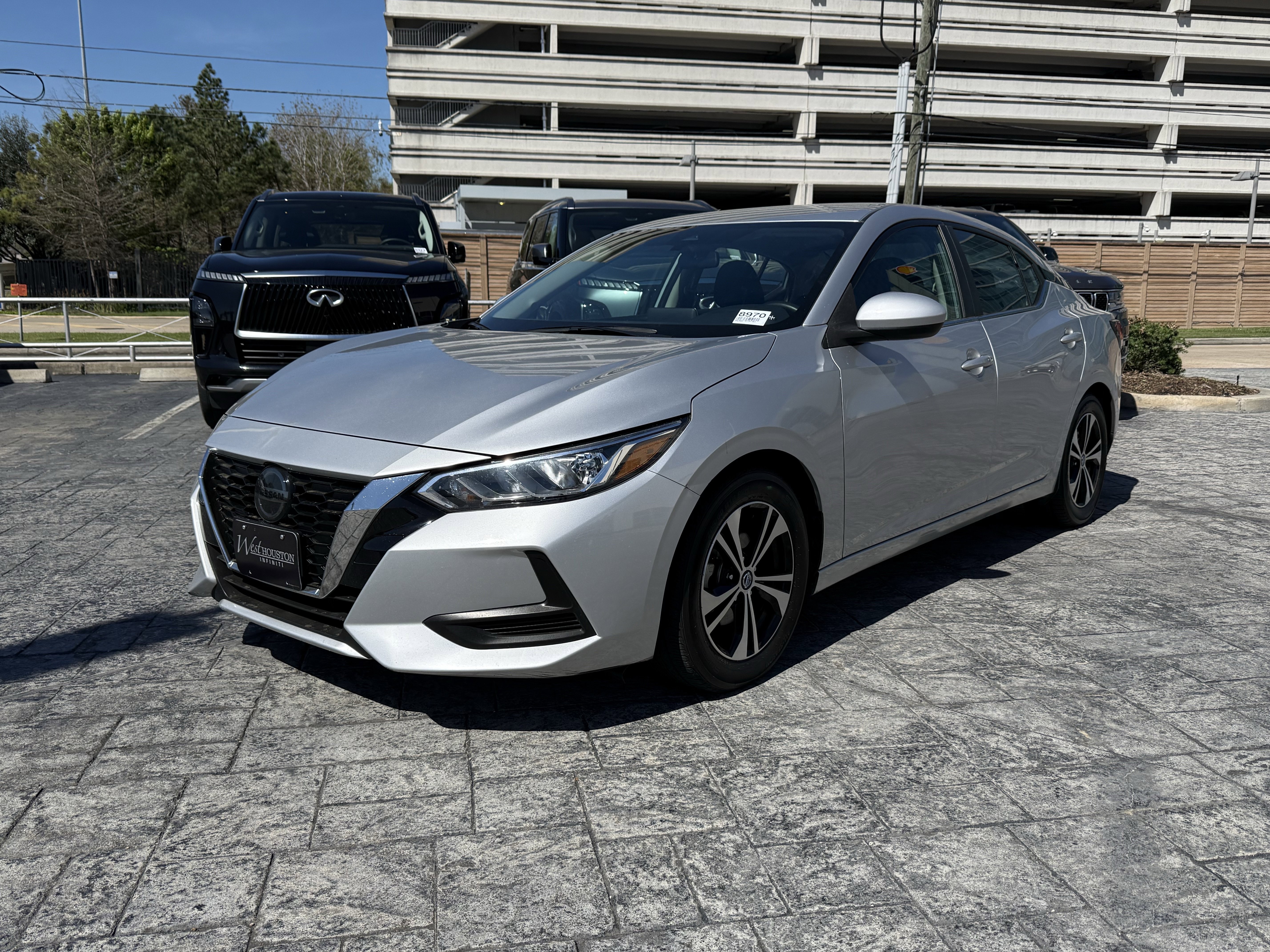 Used 2023 Nissan Sentra SV image 3